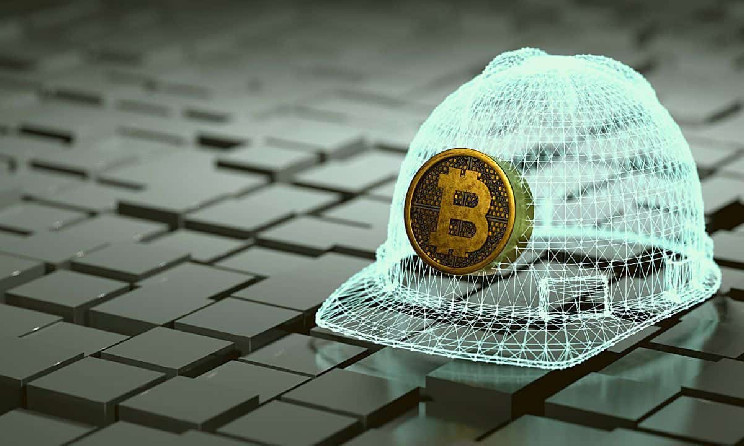 
			Крупнейший пул для майнинга BTC Foundry уволил 60% сотрудников		