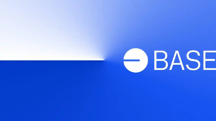Активность в сети Base снижается, но она остается лидером среди Ethereum L2
