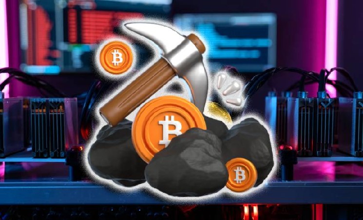 
			Хешрейт биткоина достиг рекорда на фоне падения цен		