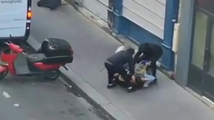 
			Дочь директора криптокомпании чудом избежала похищения в центре Парижа		